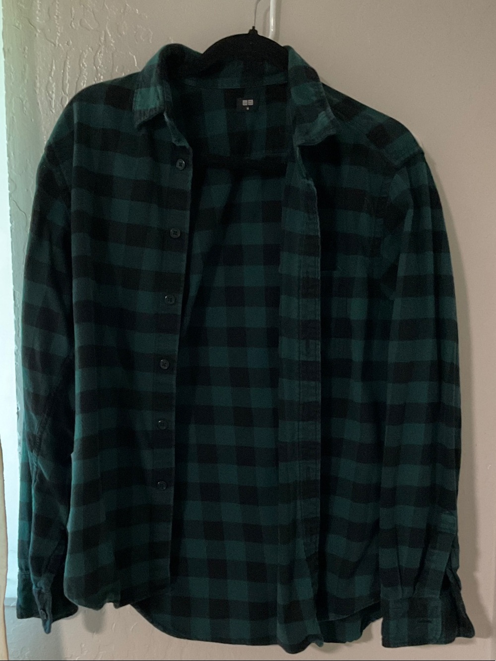 Uniqlo Black & Dark Green Buffalo Plaid Shirt - M